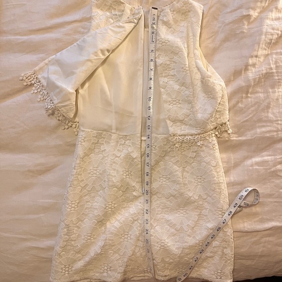 Lace Mini Dress - Cream - Picture 4 of 16